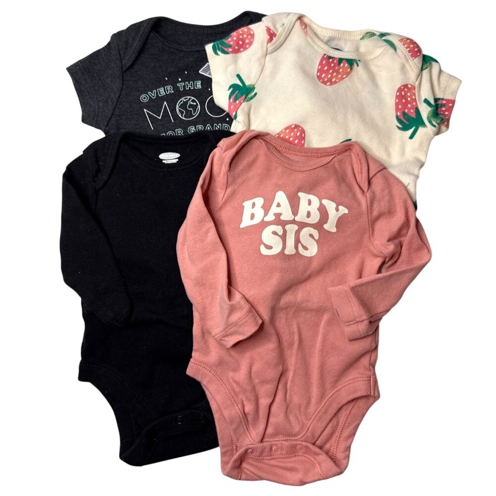Old Navy Baby Girls Bodysuit Bundle 0-3 M‎ Lot of 4